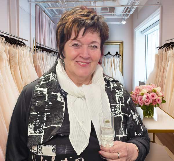 Anita Peschel im Brautstudio Dressman Mode Großenhain